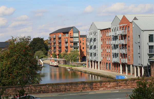 Residential development by Shropshire Union Canal